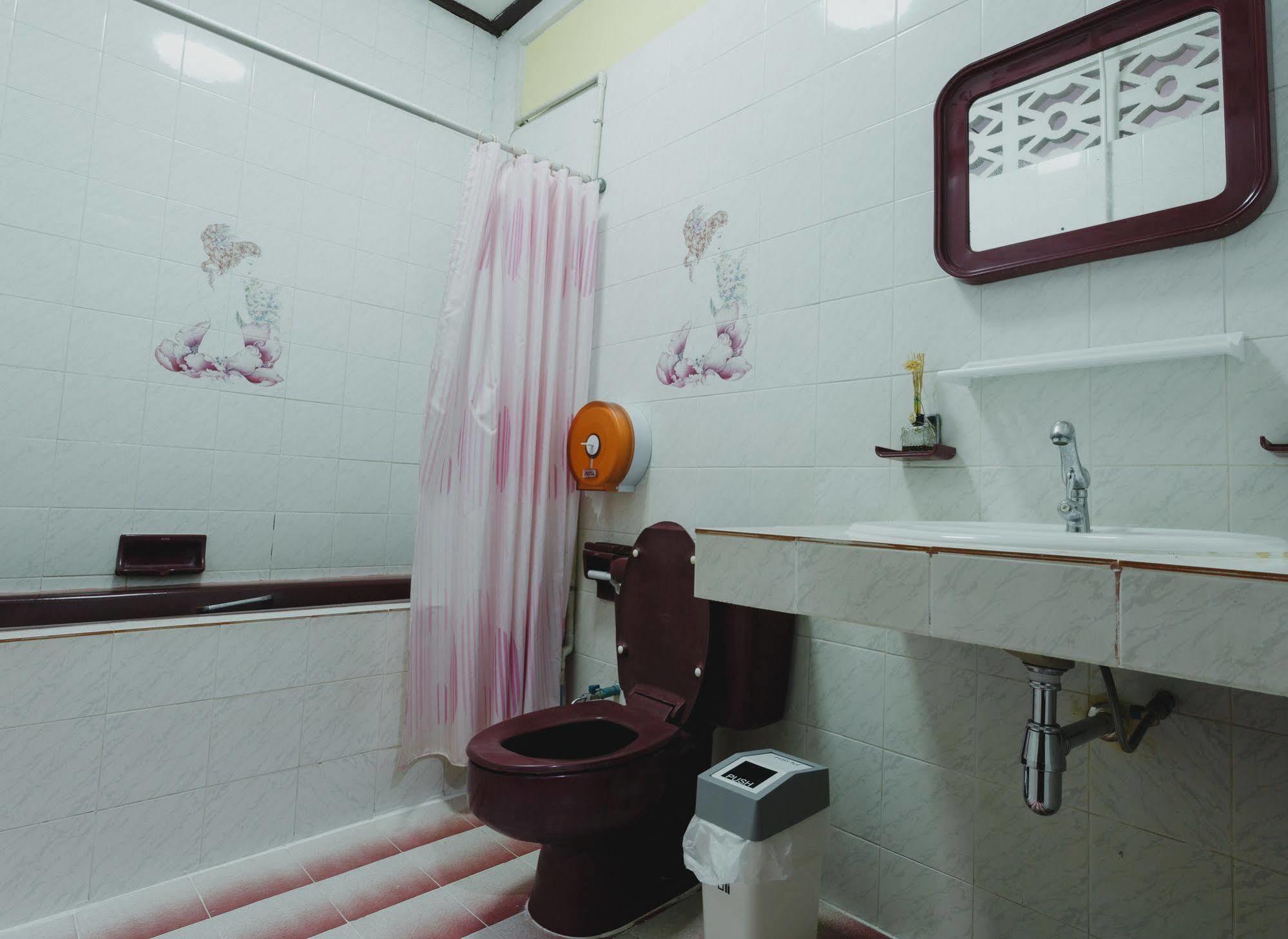 The Aree Hat Yai Hostel מראה חיצוני תמונה