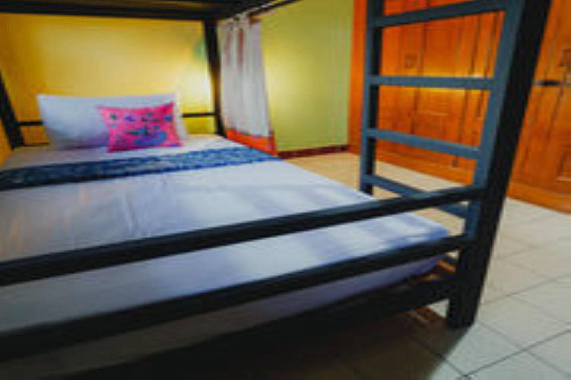 The Aree Hat Yai Hostel מראה חיצוני תמונה